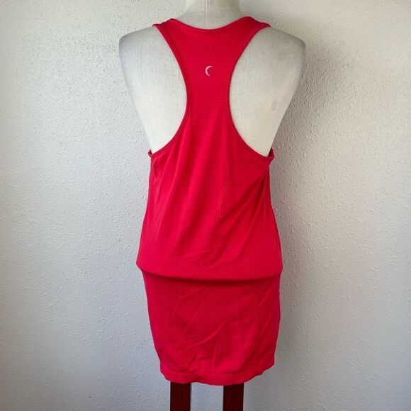 Zyia Red Tank Top Size L EUC - Picture 4 of 6